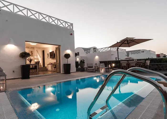 Willa Mathios Luxury Homes *