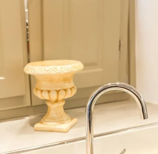 Willa Mathios Luxury Homes