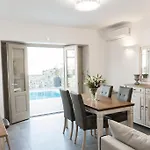 Mathios Luxury Homes Akrotírion