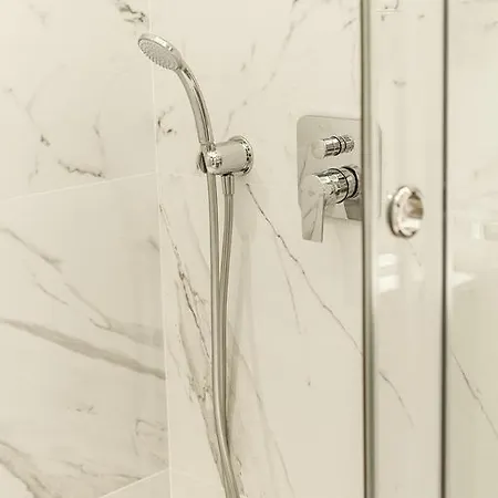 Mathios Luxury Homes * Акротири